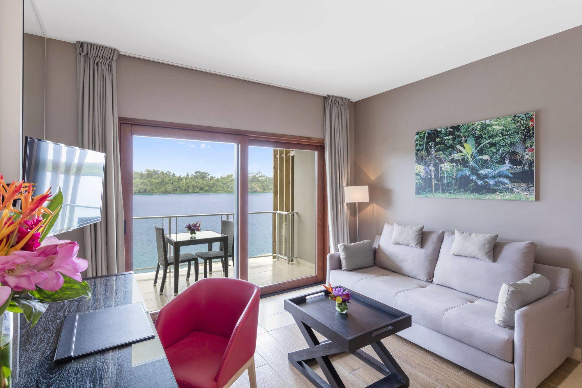 Ramada Resort By Wyndham Port Vila Exterior foto